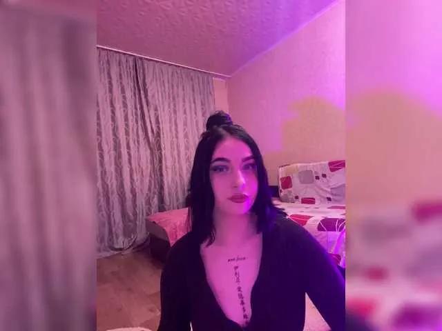 Aliska22 — I get aroused by your looks and love when you play with me