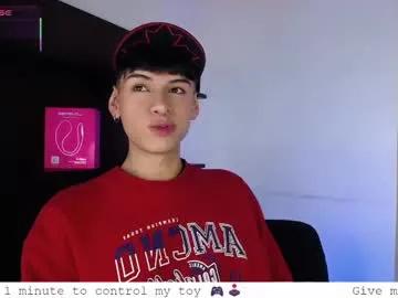 ezra_storm — GOAL: Spread and spit asshole [150 tokens remaining] Let's make moan until we cum #twink #18 #femboy #bigass #new