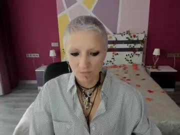 lilusprings — Show more  #blonde #milf #bigboobs #new #piercing [555 tokens remaining]