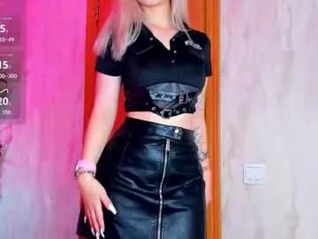mila_kinor — GOAL: take off your skirt [33 tokens remaining] Valerie 256 meters from you  #mistress  #feet #findom #femdom