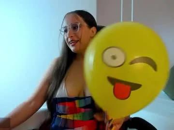 sophia_martinezz — GOAL: NAKED AND PLAY BOOBS [276 tokens remaining] Girl Balloon Lover    #bigboobs #curvy #belly #balloons #bbw