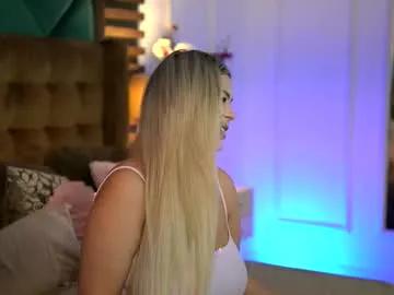sophieboobsx — I wanna cum so bad for you! Let me feel your touches so we can make a mess in here :P - Multi Goal: make it juicy [204 tokens left] #bigboobs #curvy #mature #milf #puffynipples