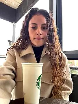 alana15 — MAKE ME WET