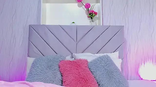 AnnaQueen_ on StripChat 
