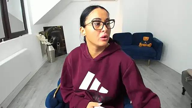 Helen_Sinn — Get me naked