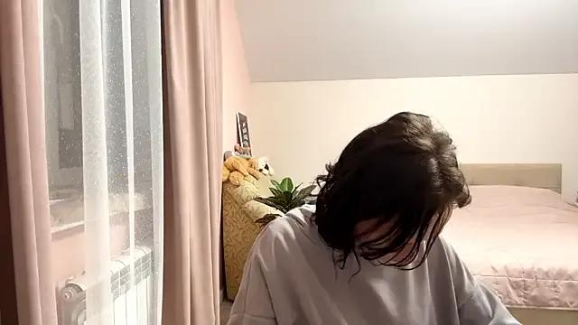 KellySayli on StripChat 