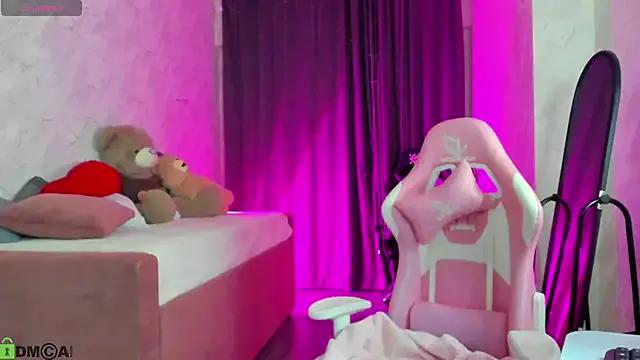 Kira_yoon — pussy plays with dildo!!