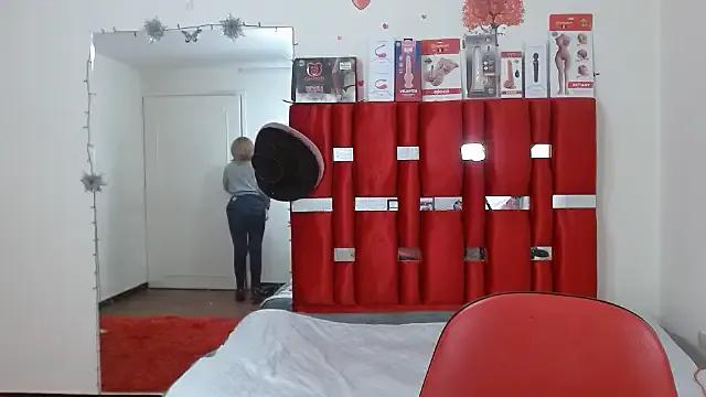 krystal_thomson — Freechat on StripChat