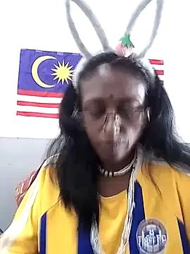mamakarma1403 on StripChat 