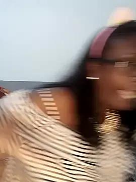 mamakarma1403 on StripChat 