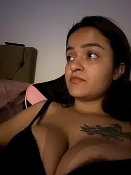 Manu_2002_ — Freechat on StripChat
