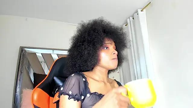 sara_williams01 on StripChat 
