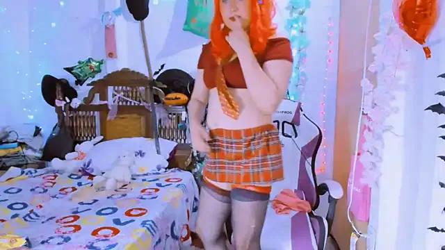 SofiaOlivares — milk in tits