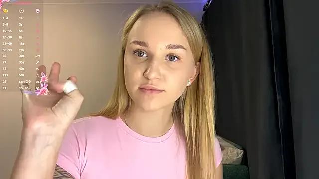 TanekaBoitel — take off my top