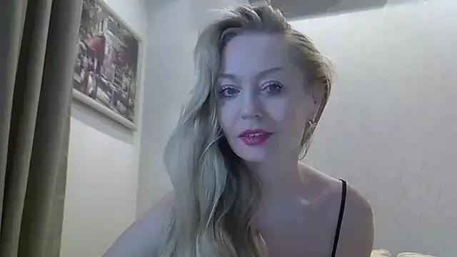 ZarinaSwift — Striptease dance
